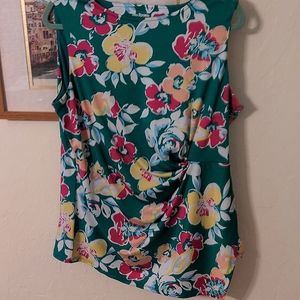 BUNDLE SOME $9 TOPS  Kim Rogers Women's Sleeveless Floral Knot Top -  Size L $9